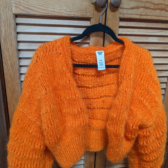 Zeta Orange Cardigan - Picture 5 of 9